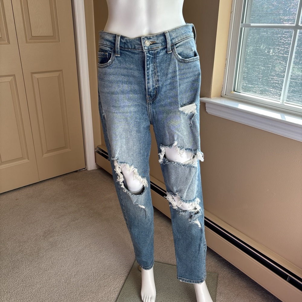 NWT high-rise CELLO mom jeans